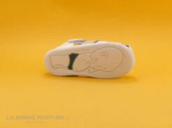 Kickers BIGFLO Blanc Argent 351376 - Sandale Fille -Magasin De Chaussures cd24607c73b9e66c561f35ea11d5d5ef img 2918.jpg 132117