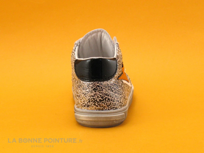 Bopy RECLAIR Blanc - Imprime Argent - Chaussure Montante Fille 6 Bopy RECLAIR Blanc - Imprime Argent - Chaussure Montante Fille – Image 4