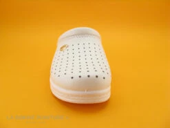 SANITAL LIGHT Sabot Perforé Cuir Blanc 1350 -Magasin De Chaussures cd24607c73b9e66c561f35ea11d5d5ef img 3261 70679