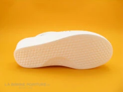 SANITAL LIGHT Sabot Perforé Cuir Blanc 1350 -Magasin De Chaussures cd24607c73b9e66c561f35ea11d5d5ef img 3265 70684