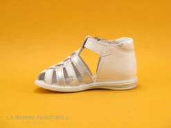 Bellamy PLAYA Blanc Argent - 206001 - Sandale BEBE Fille 11 Bellamy PLAYA Blanc Argent - 206001 - Sandale BEBE Fille -Magasin De Chaussures cd24607c73b9e66c561f35ea11d5d5ef img 8265.jpg 157287